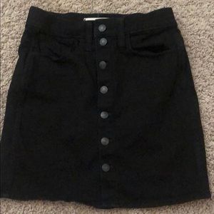 Madewell button up black skirt!